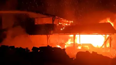 Kastamonu Ağlı'da Garaj Yangını: Araçlar Yanarak Kullanılamaz Hale Geldi